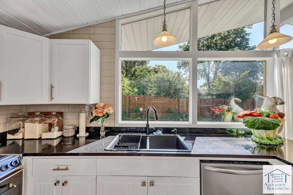 1515 Sam Lions Trail