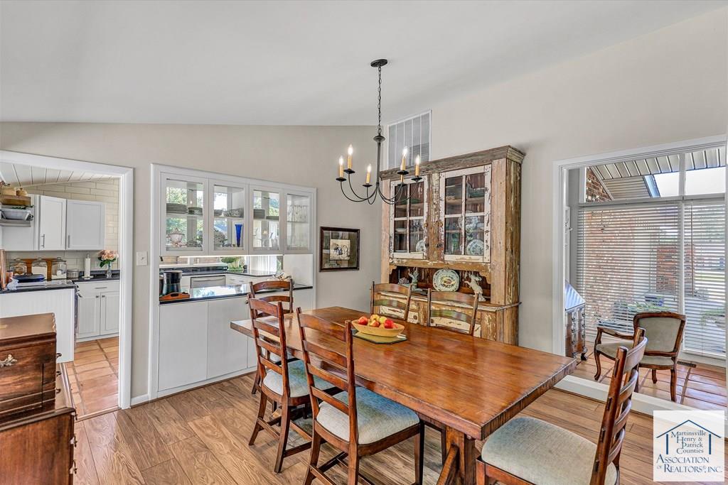 1515 Sam Lions Trail