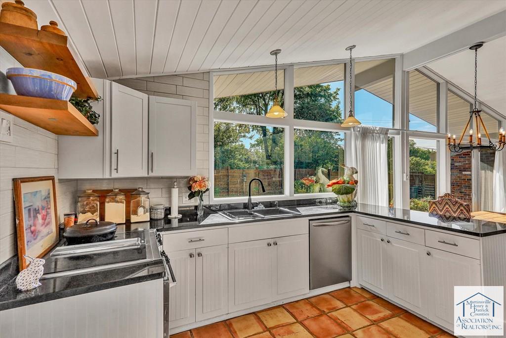 1515 Sam Lions Trail