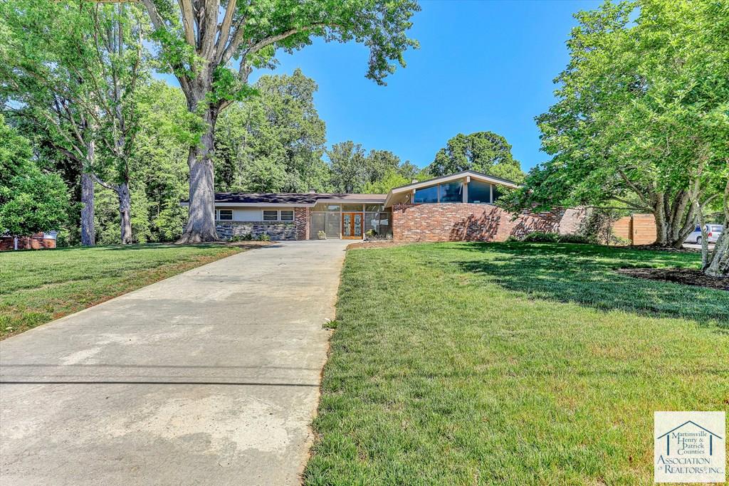1515 Sam Lions Trail