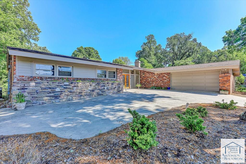 1515 Sam Lions Trail