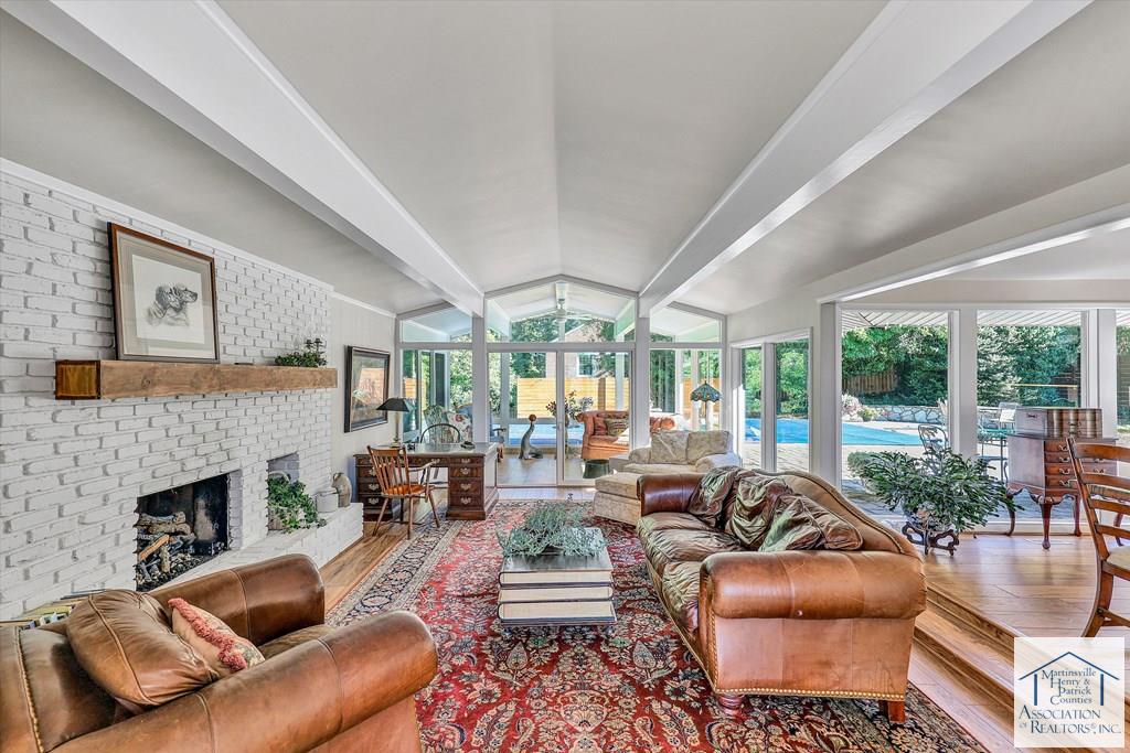 1515 Sam Lions Trail