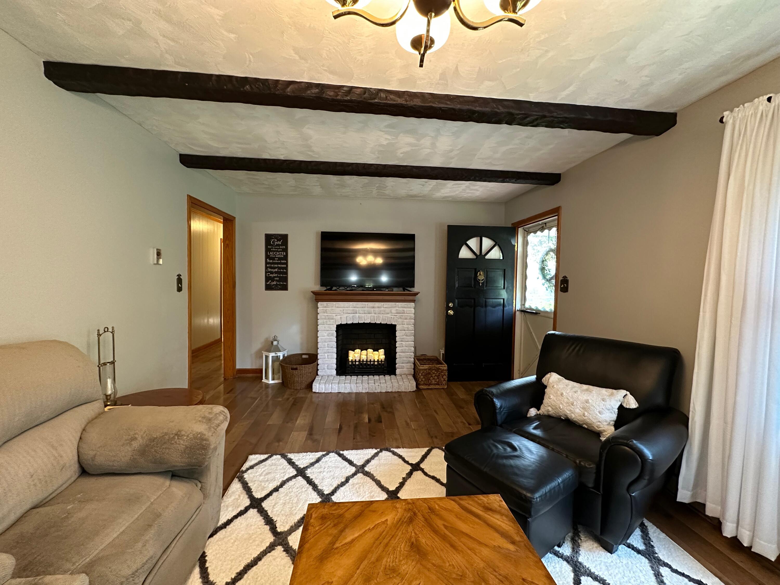 149 Piano Ln LN