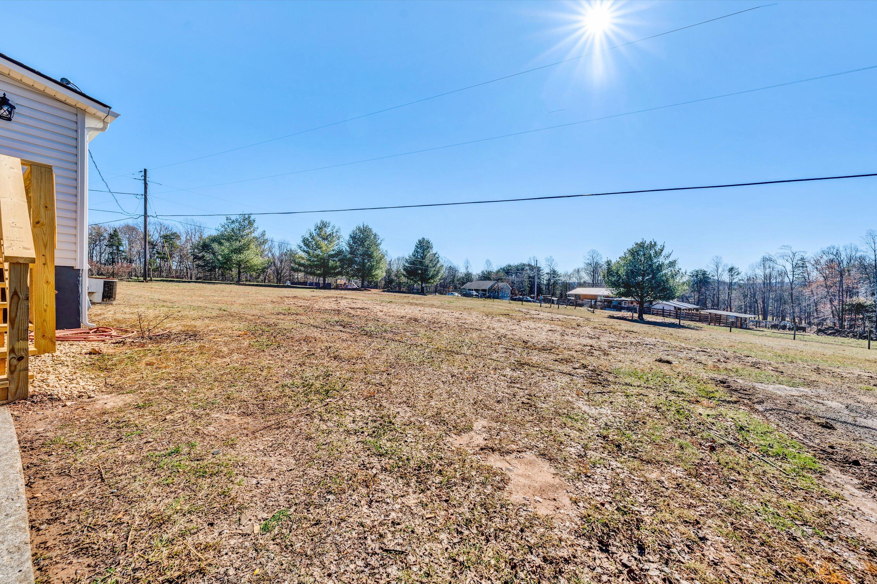 878 Colonial Tpke