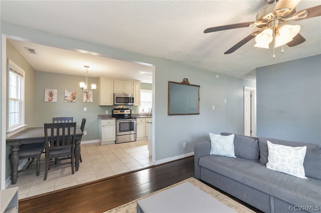 7617 Ponce De Leon Rd