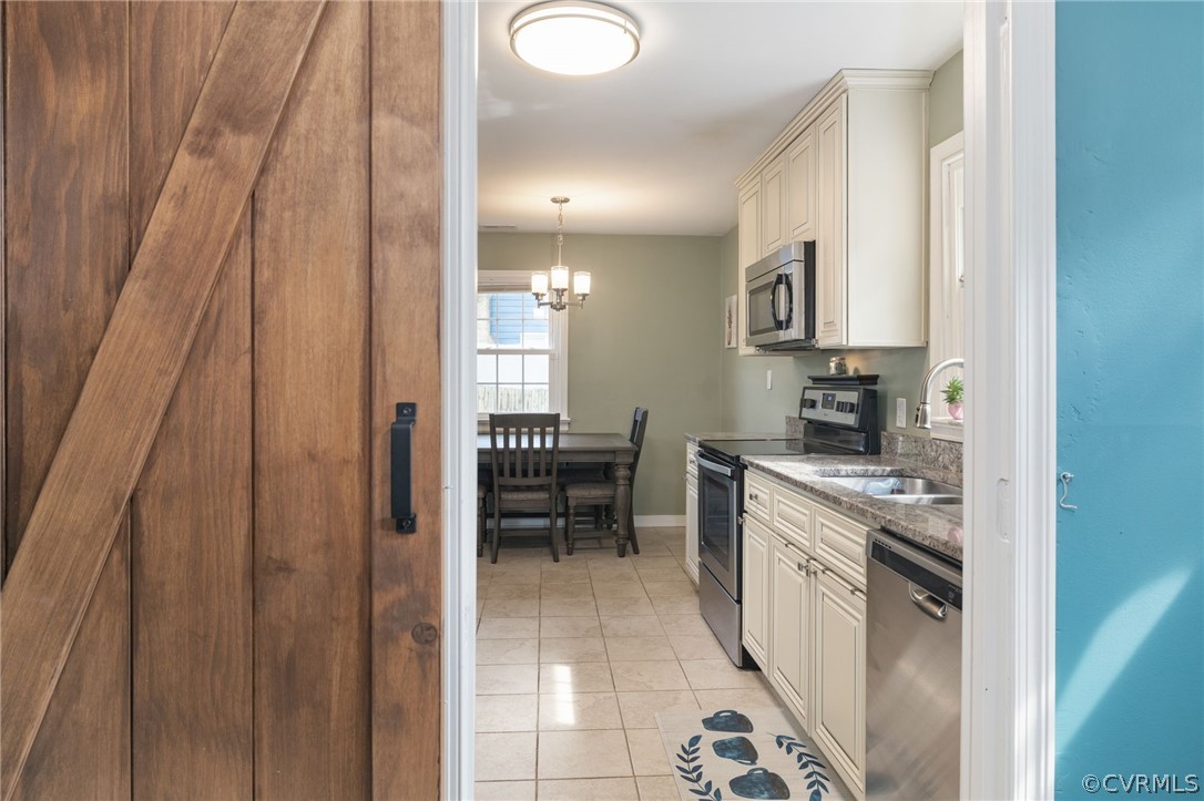 7617 Ponce De Leon Rd