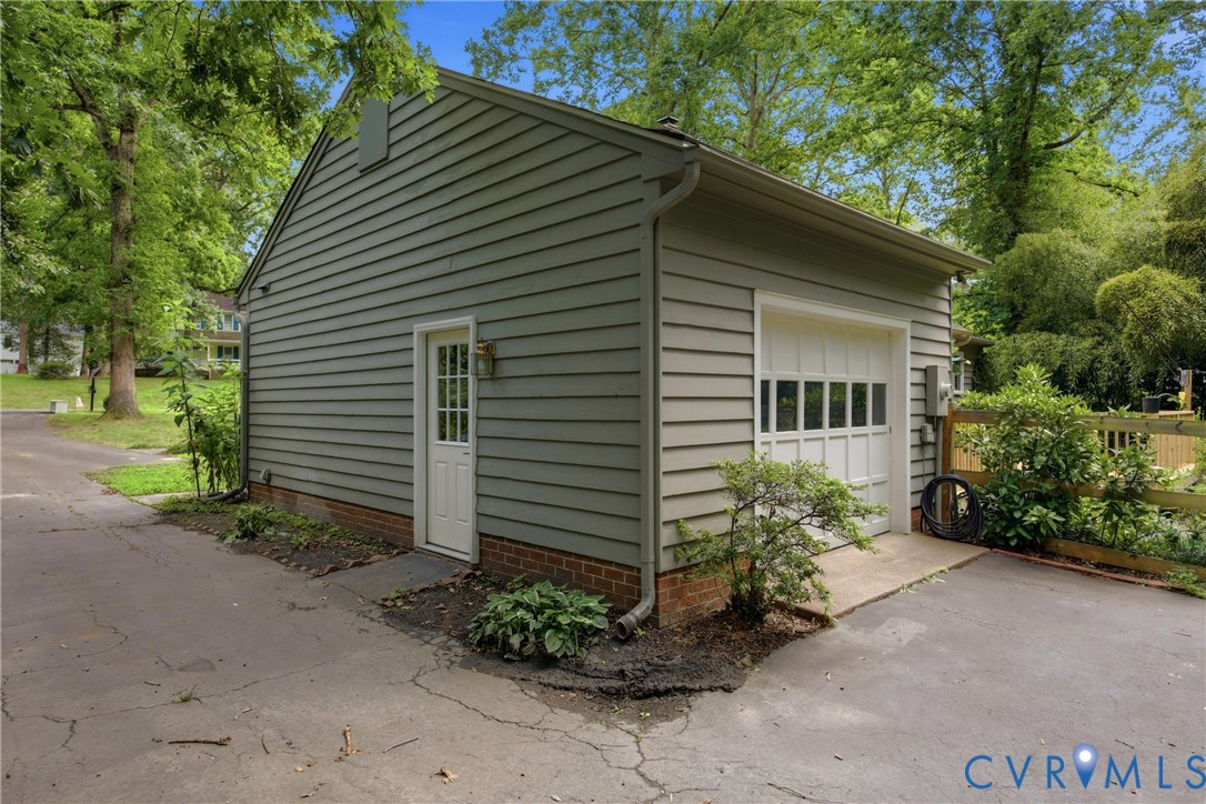 11518 Poplar Ridge Rd