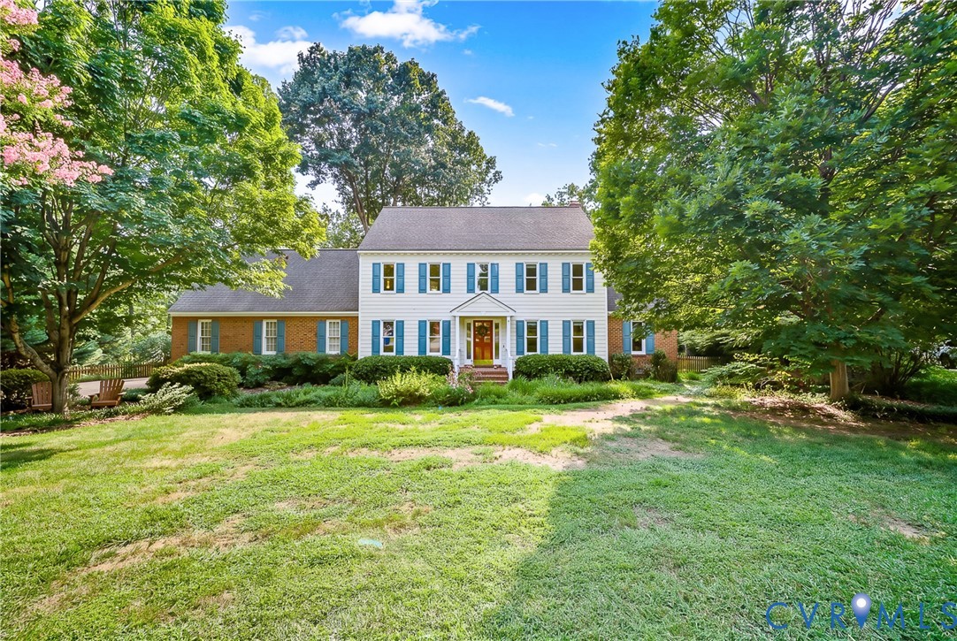2200 Swanhurst Dr