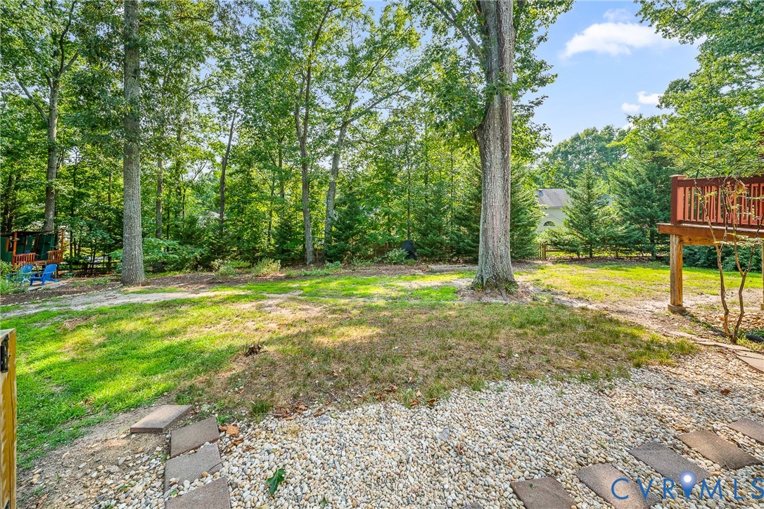2200 Swanhurst Dr