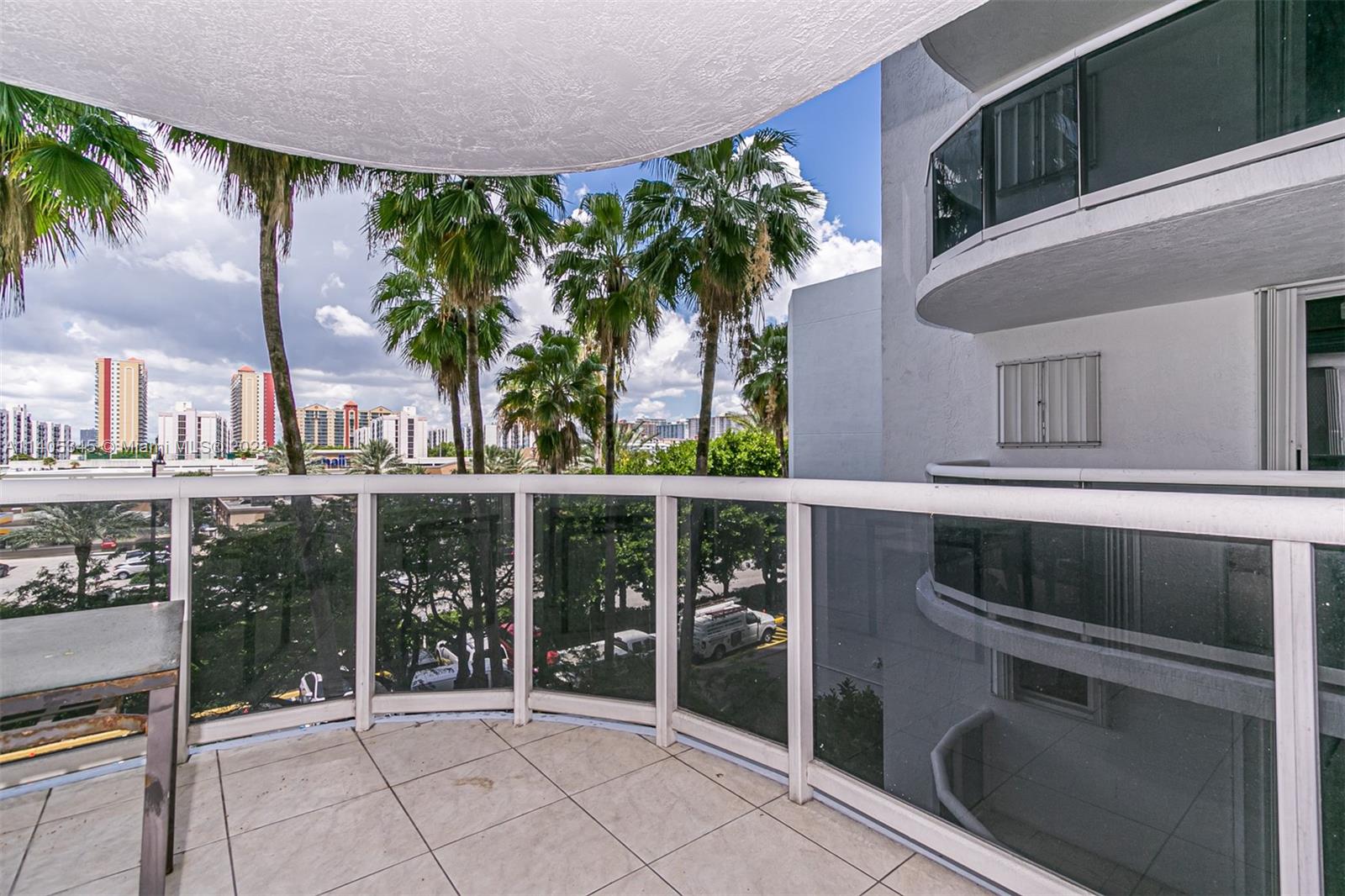 16711 Collins Ave # 401