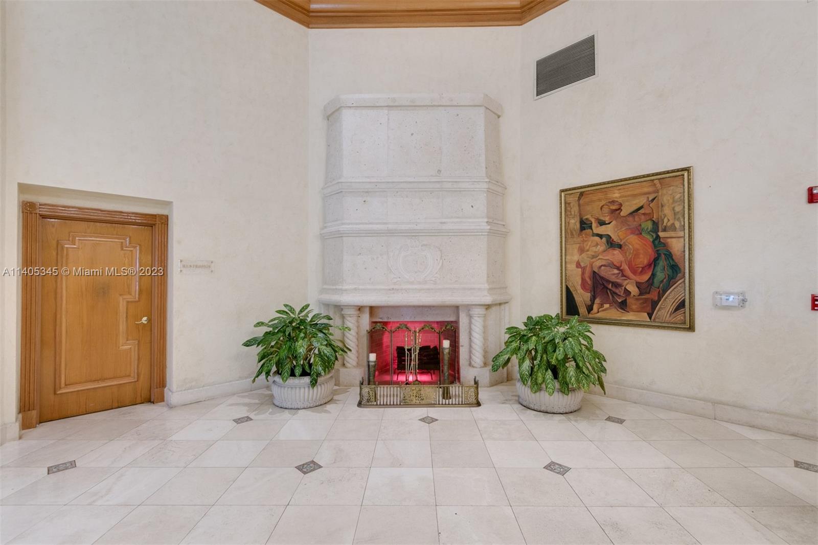 16711 Collins Ave # 401