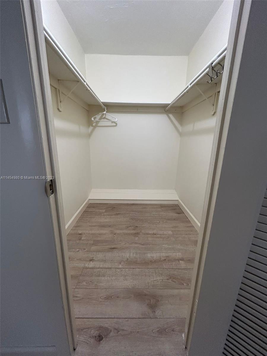 2791 N Pine Island Rd # 207