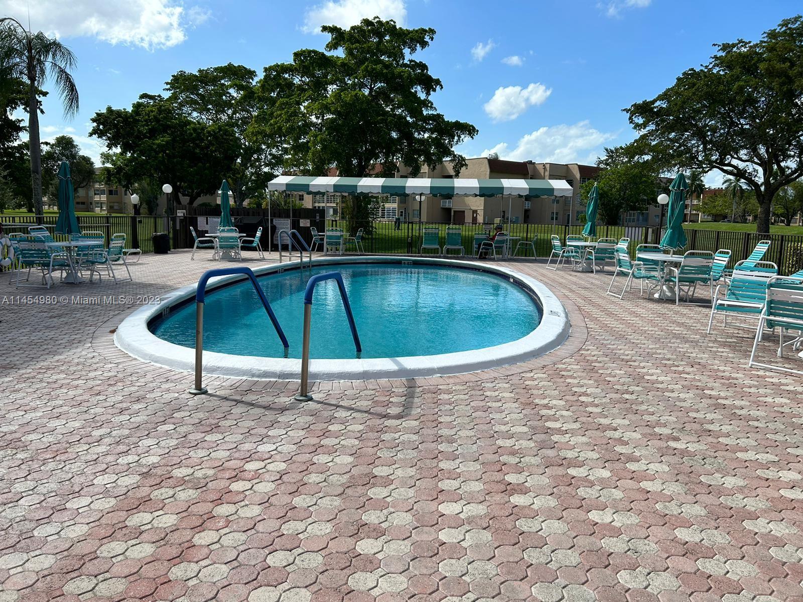 2791 N Pine Island Rd # 207