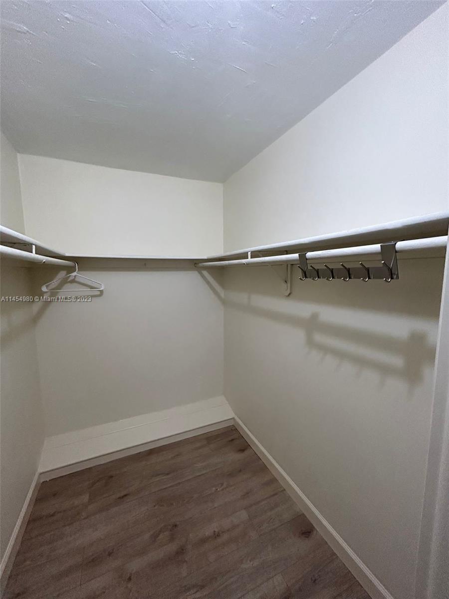 2791 N Pine Island Rd # 207