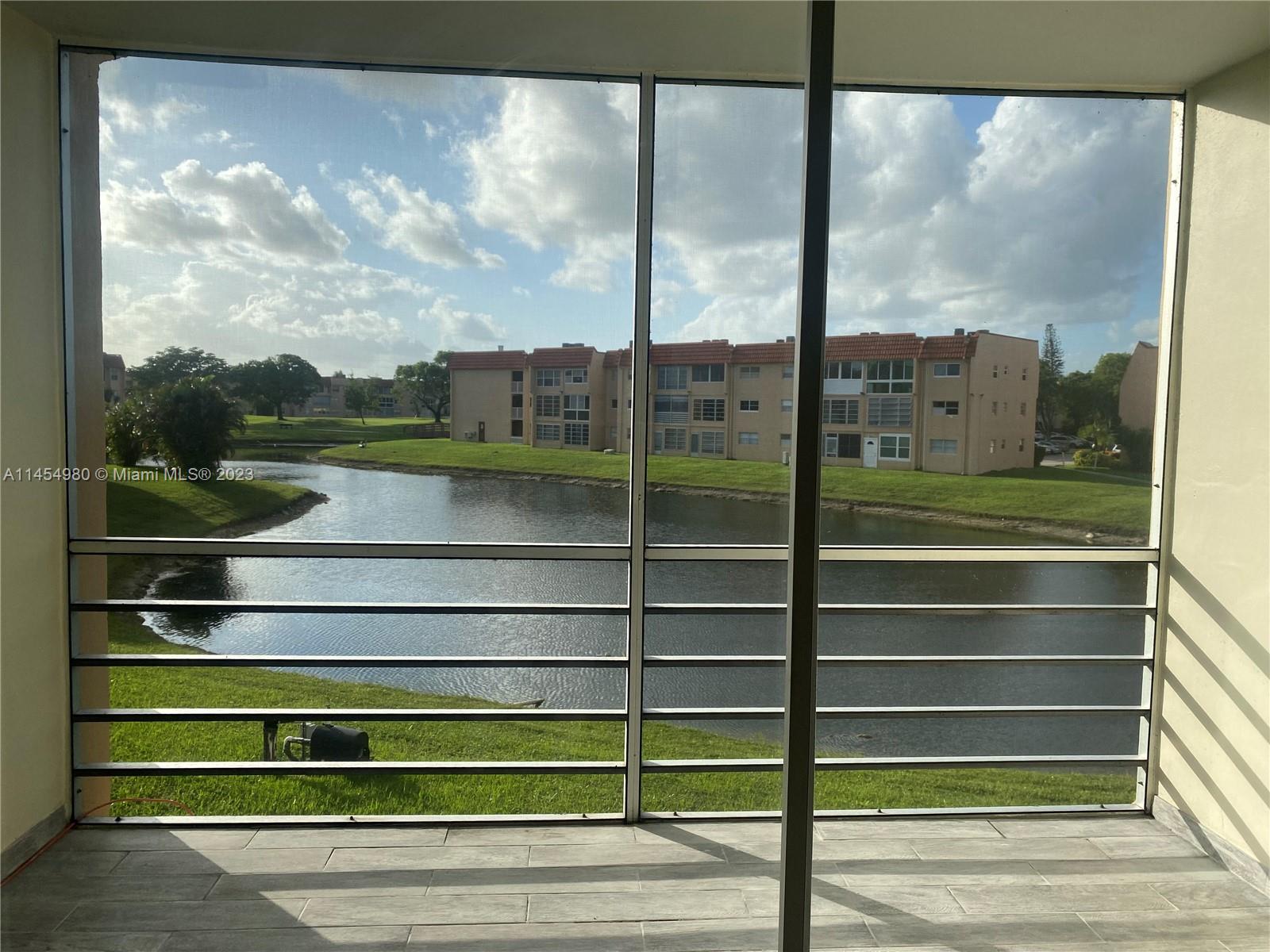 2791 N Pine Island Rd # 207