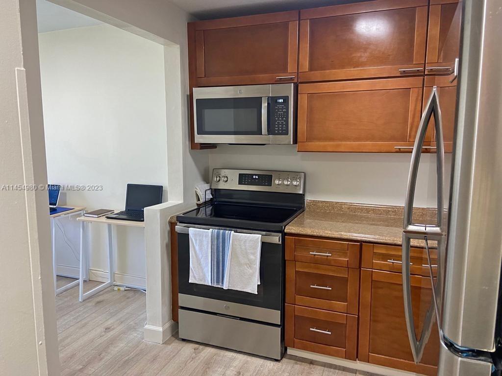 2791 N Pine Island Rd # 207