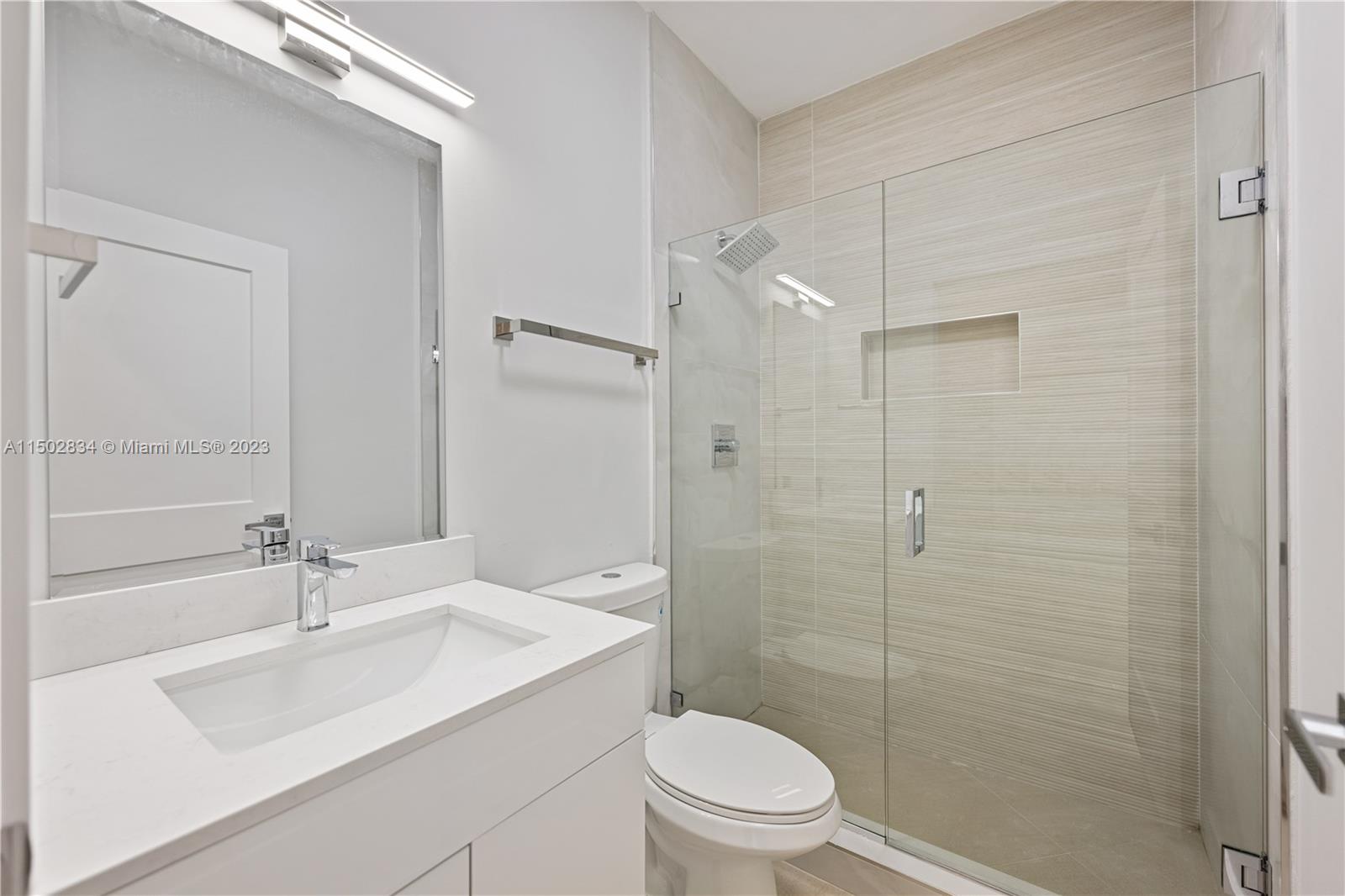 2501 NW 19th Ave # 2