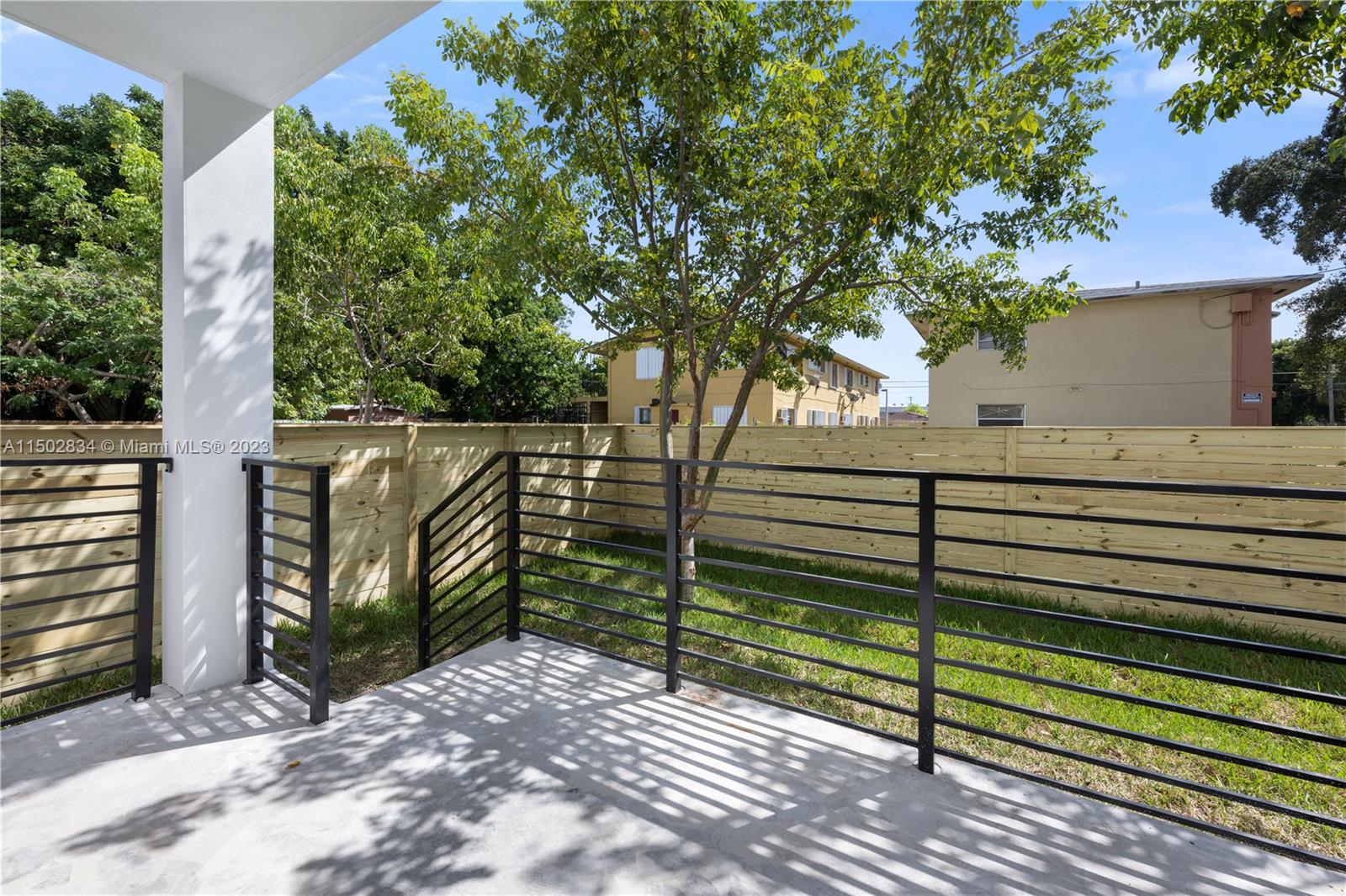 2501 NW 19th Ave # 2