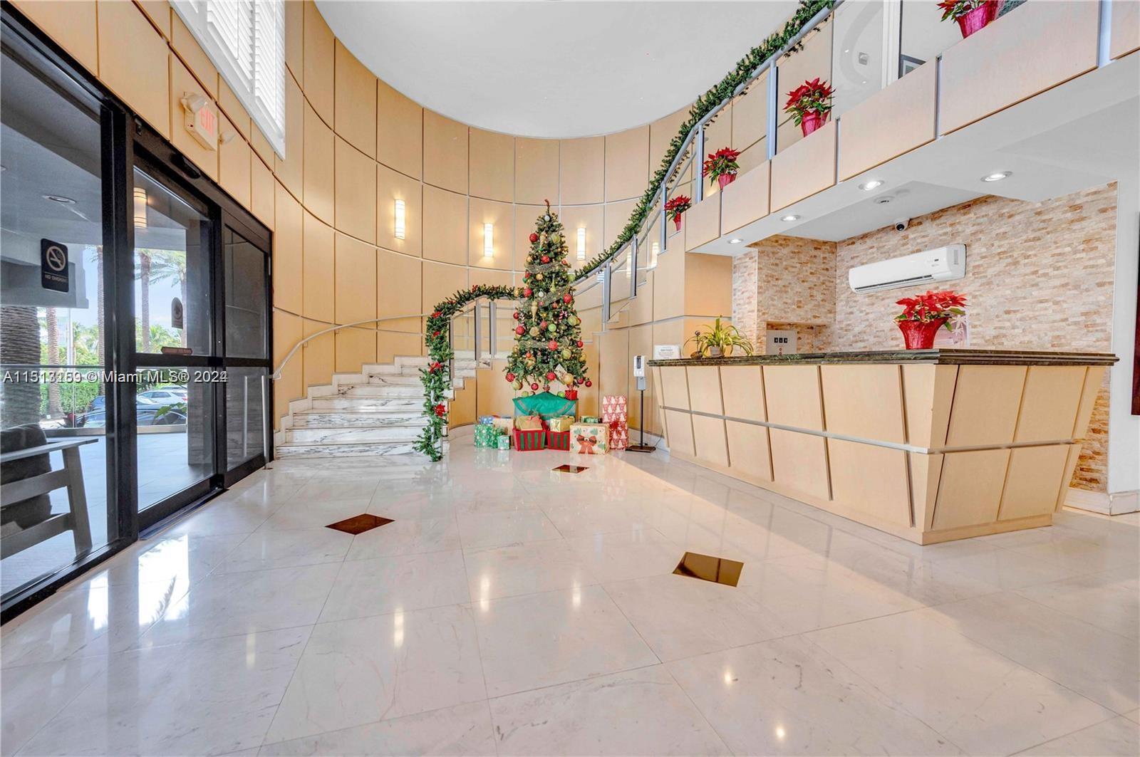 6770 Indian Creek Dr # 11O