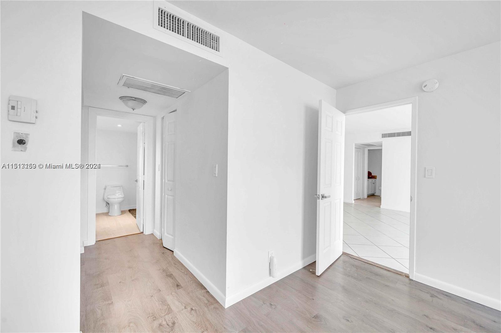 6770 Indian Creek Dr # 11O