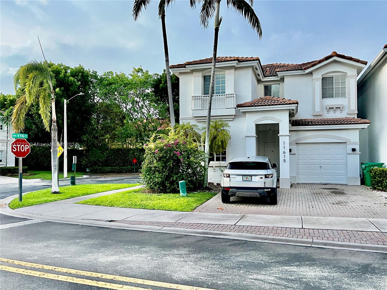 11615 NW 71st St # 1