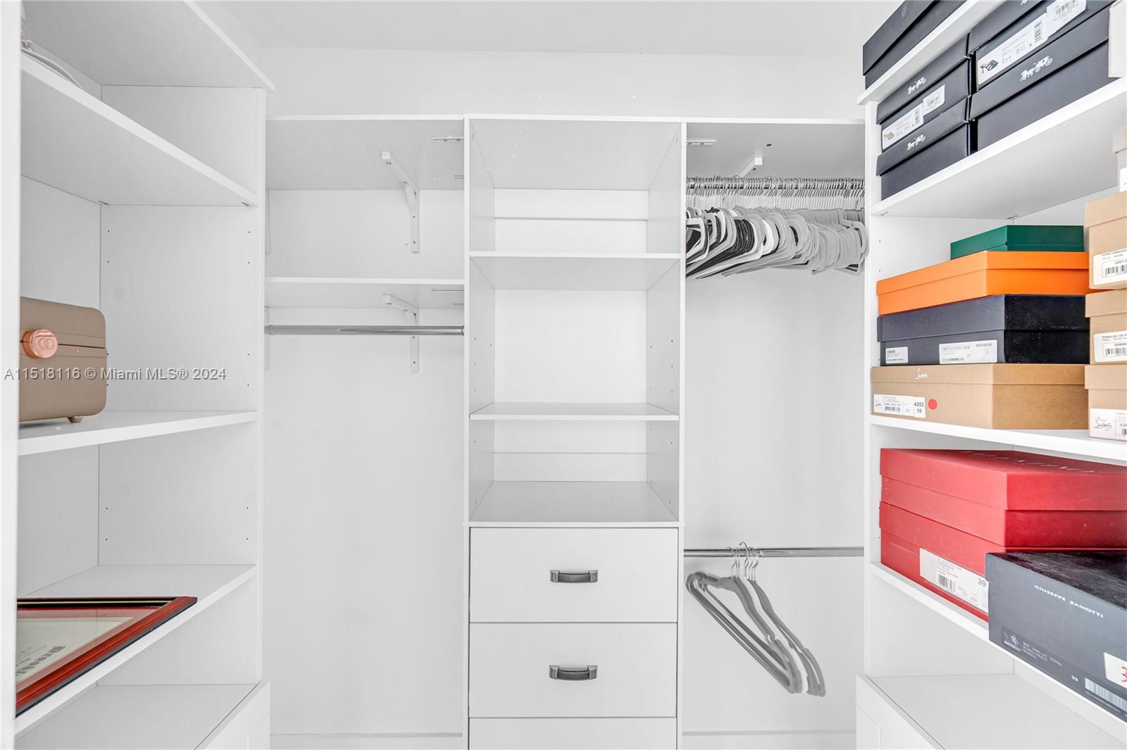 1900 N Bayshore Dr # 3716