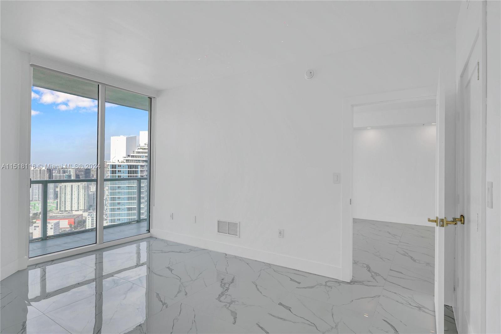 1900 N Bayshore Dr # 3716