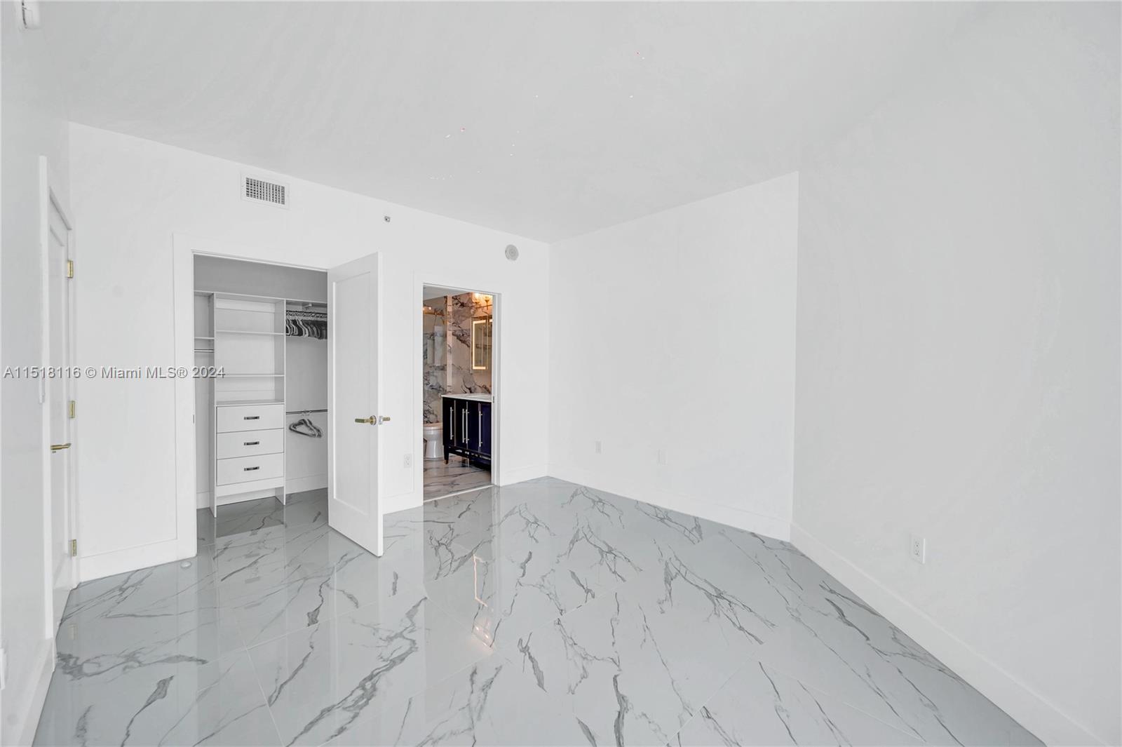 1900 N Bayshore Dr # 3716