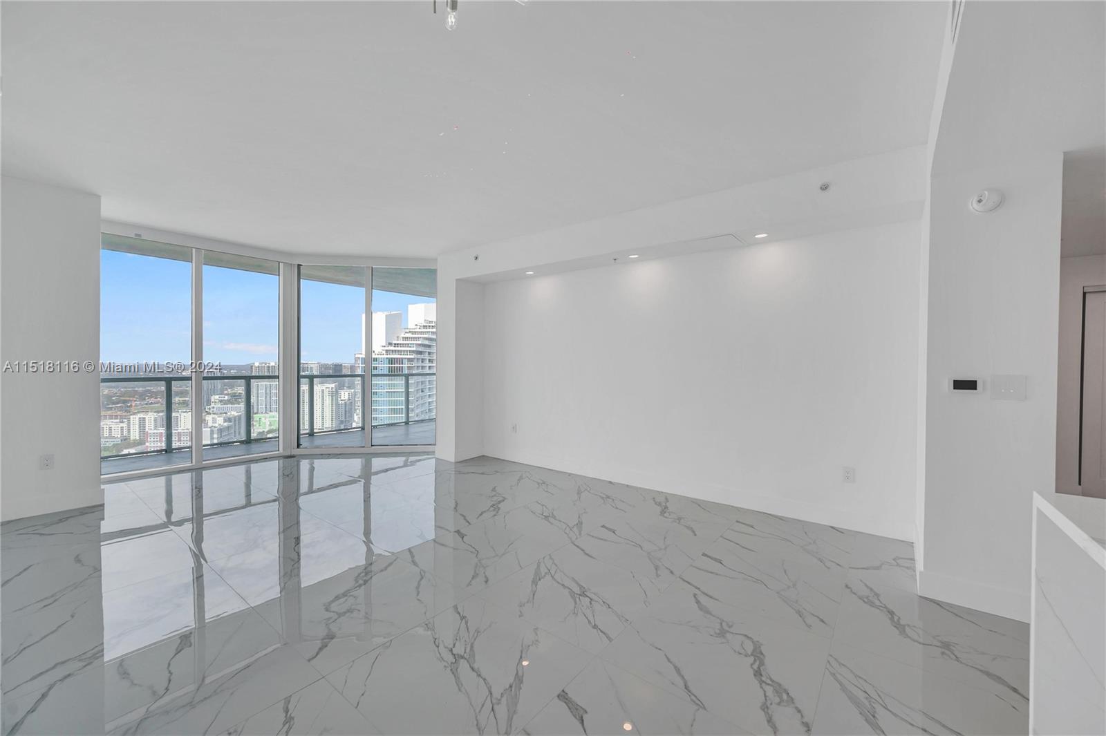 1900 N Bayshore Dr # 3716