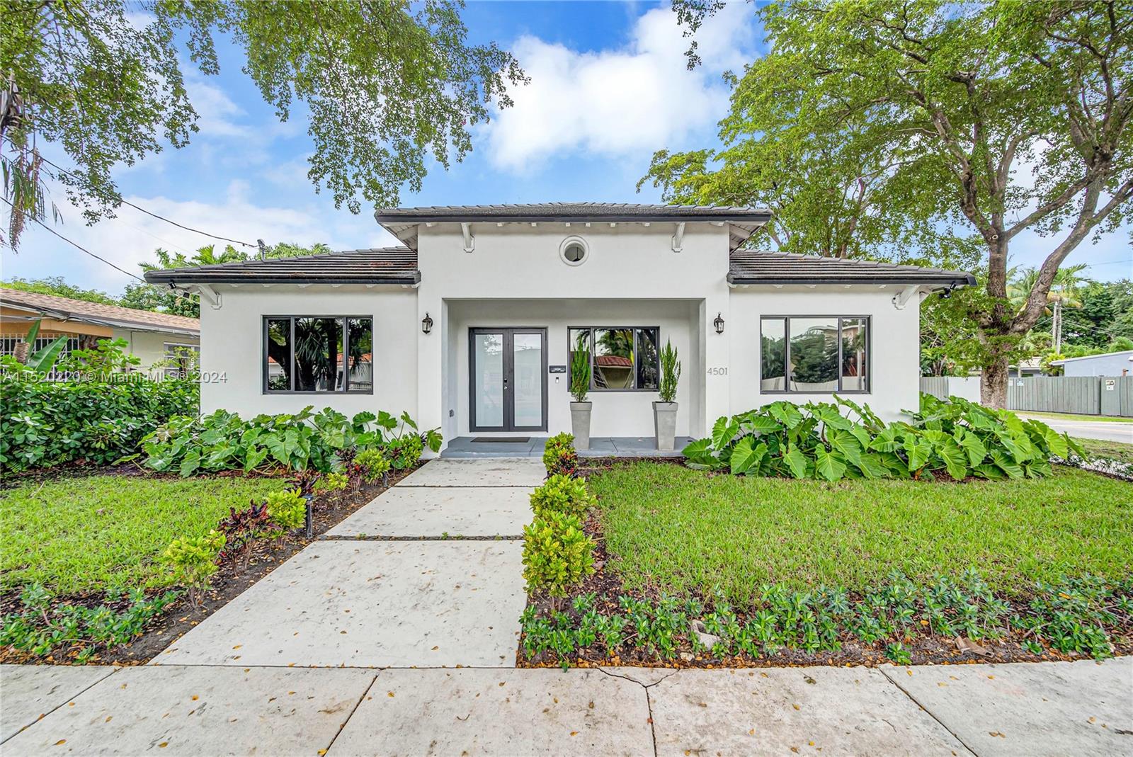 4501 SW 4th St