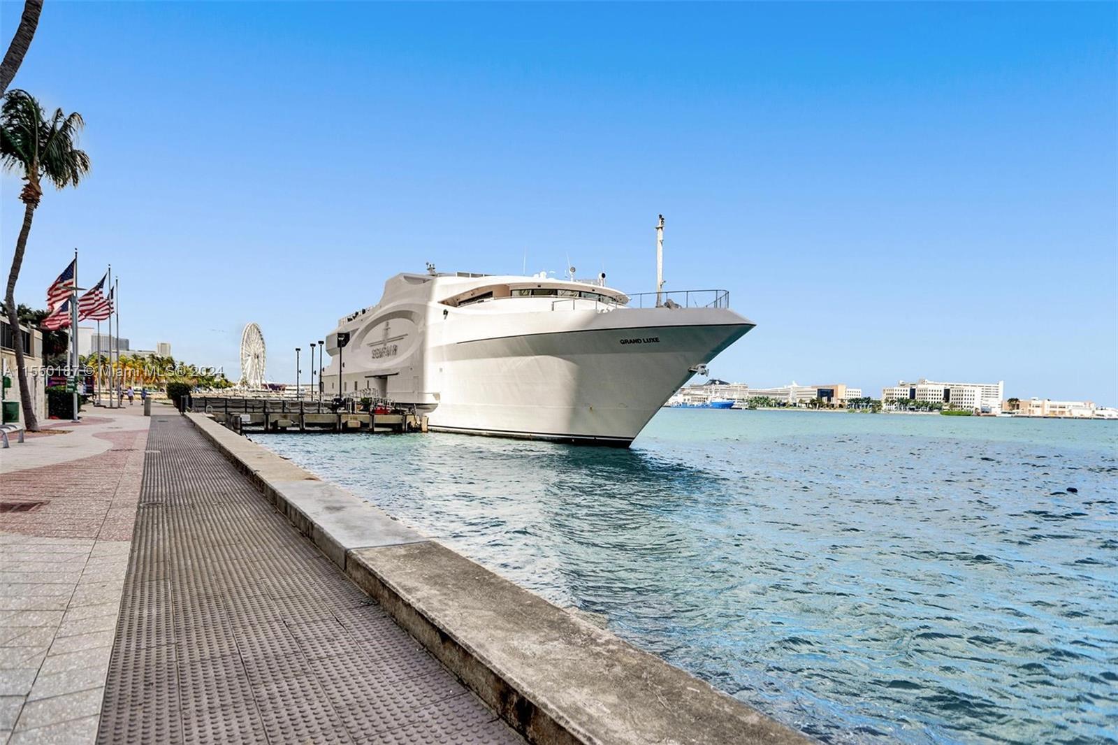 335 S Biscayne Blvd # 2501