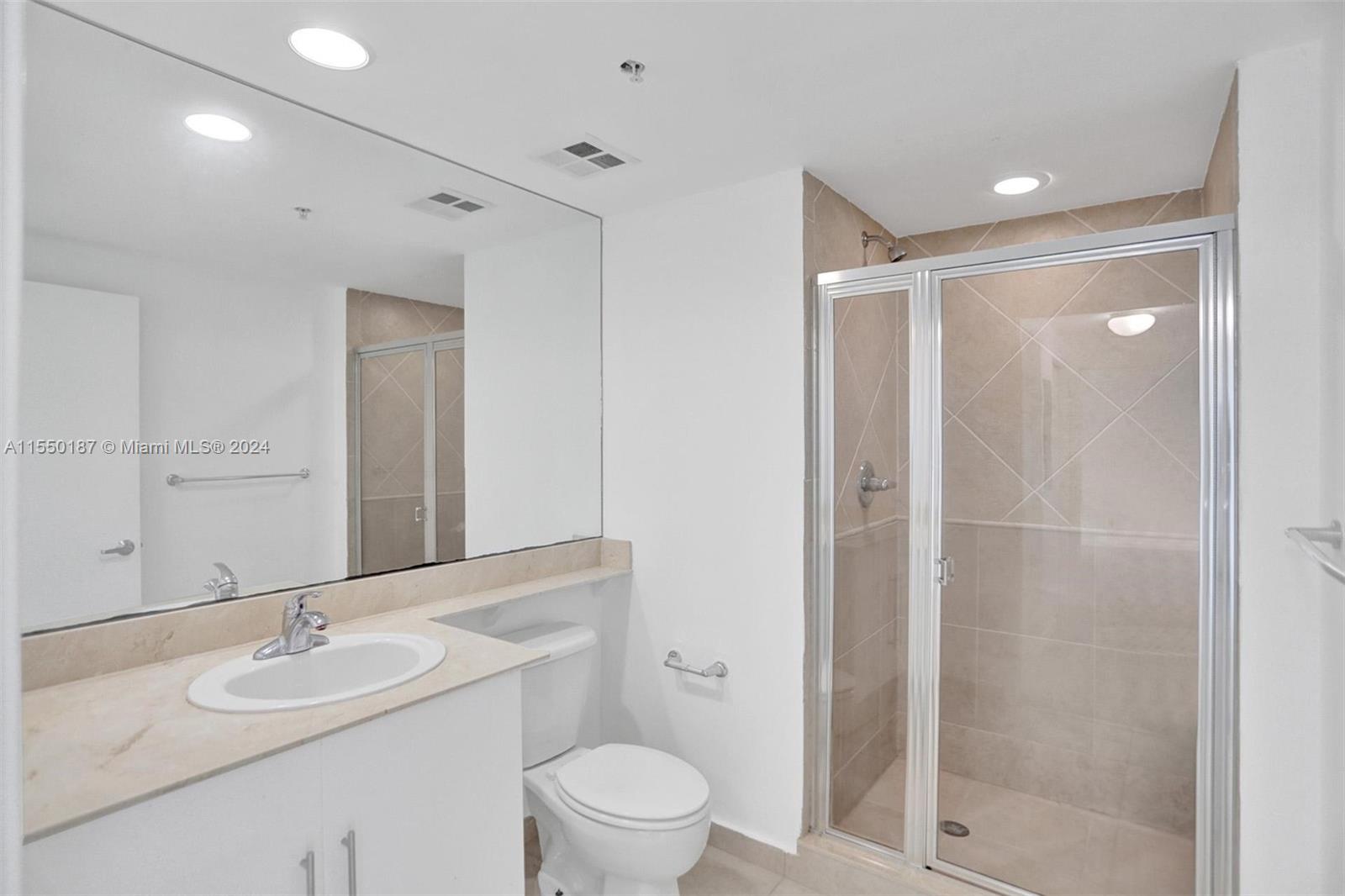 335 S Biscayne Blvd # 2501