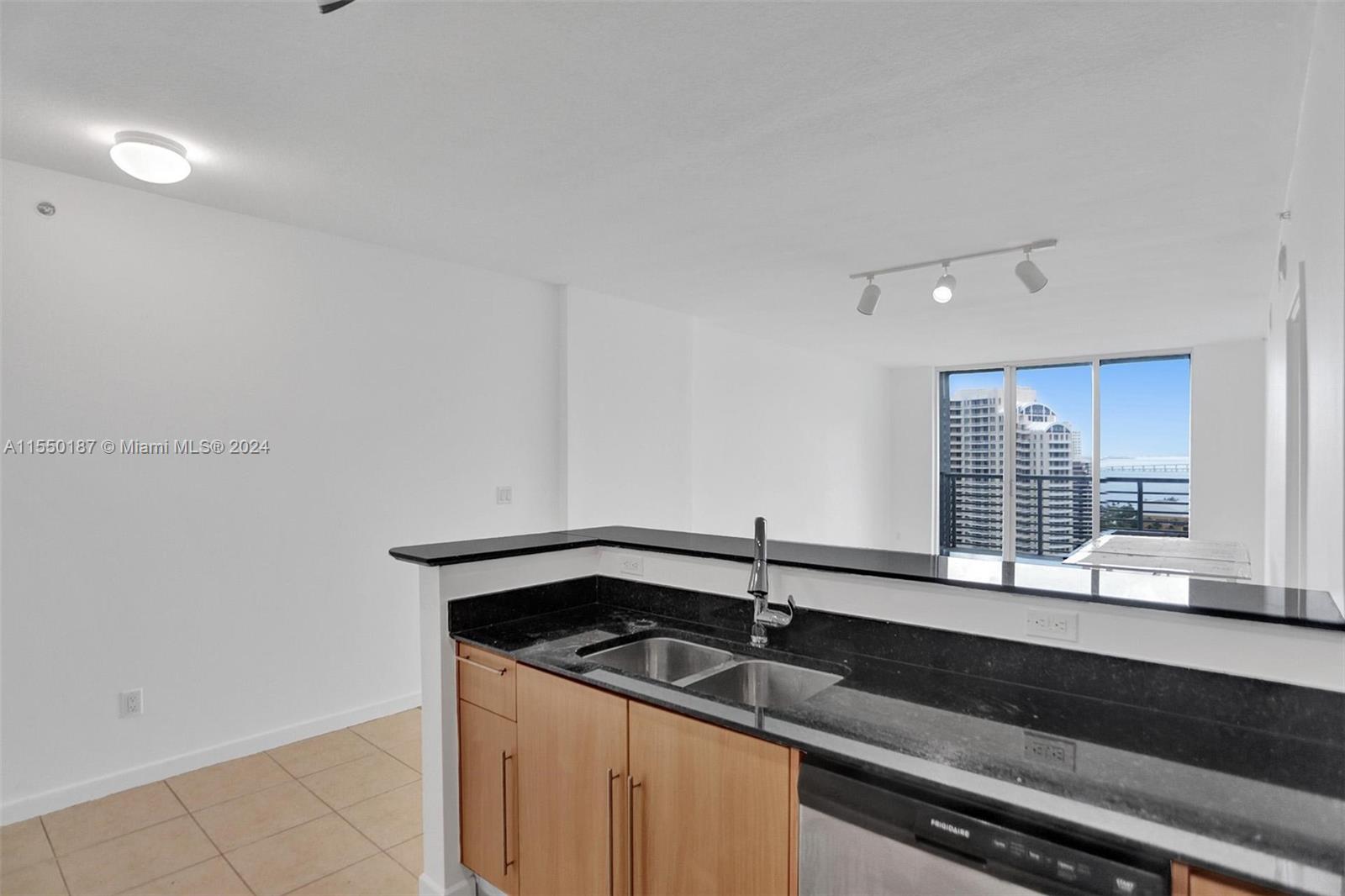 335 S Biscayne Blvd # 2501