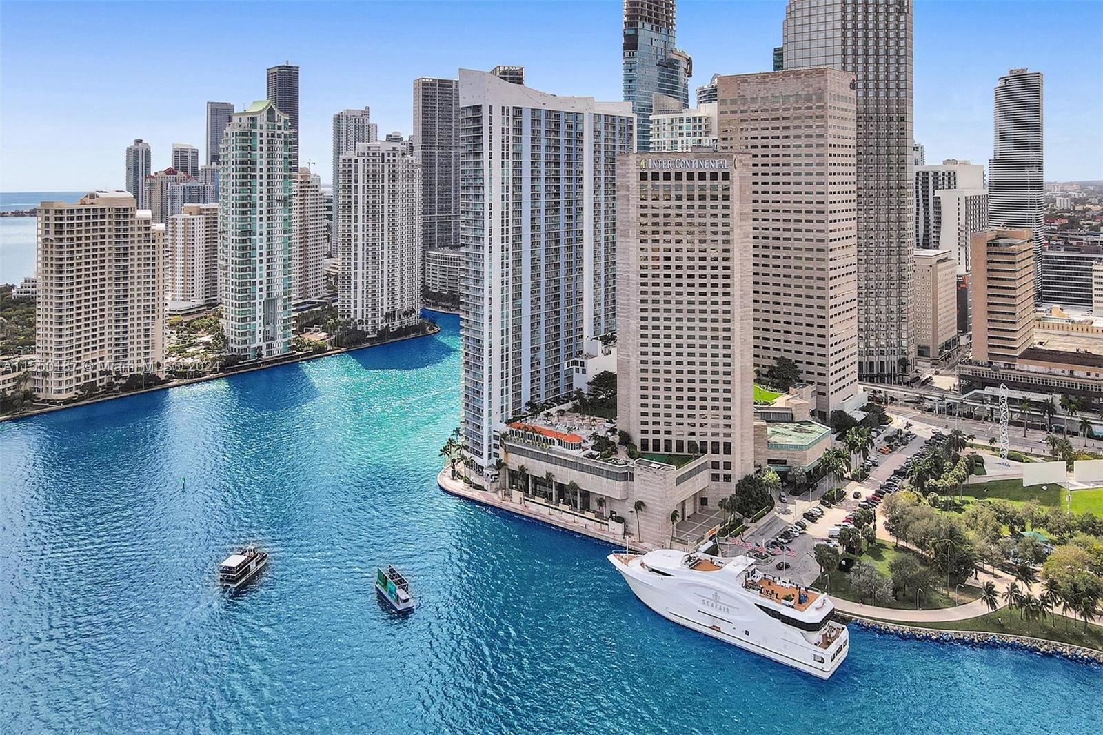 335 S Biscayne Blvd # 2501