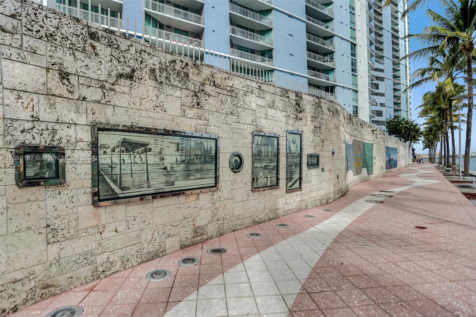 335 S Biscayne Blvd # 2501