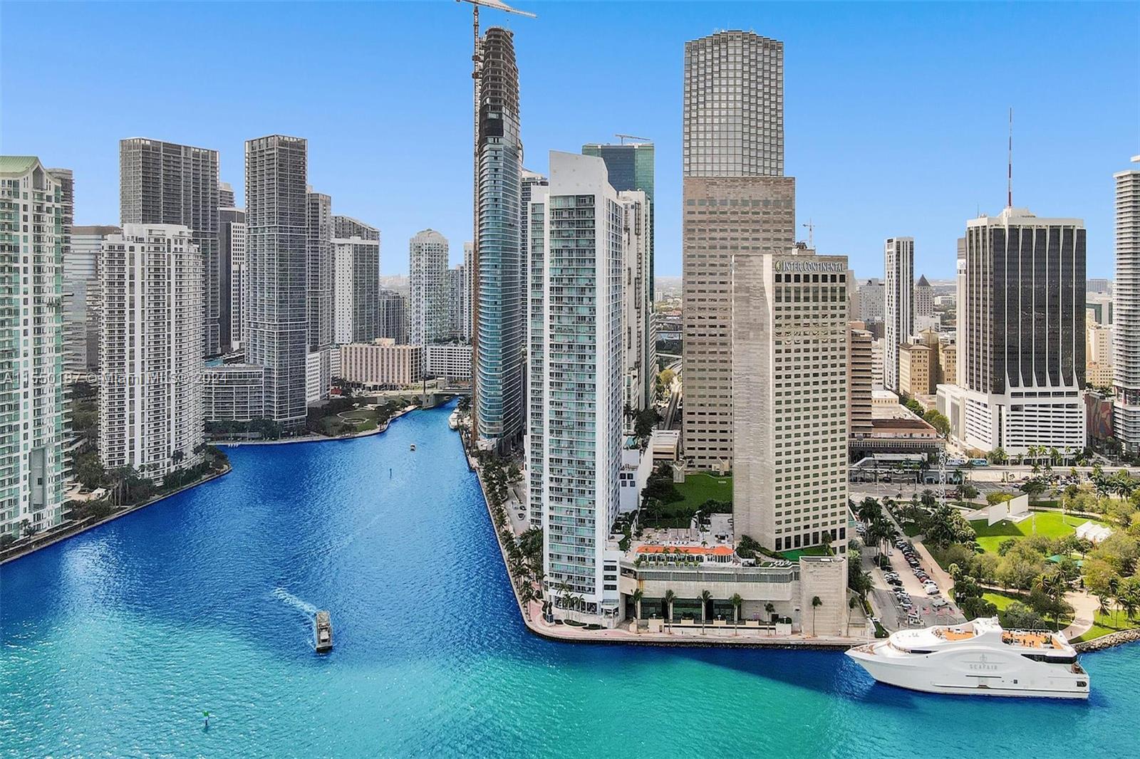 335 S Biscayne Blvd # 2501