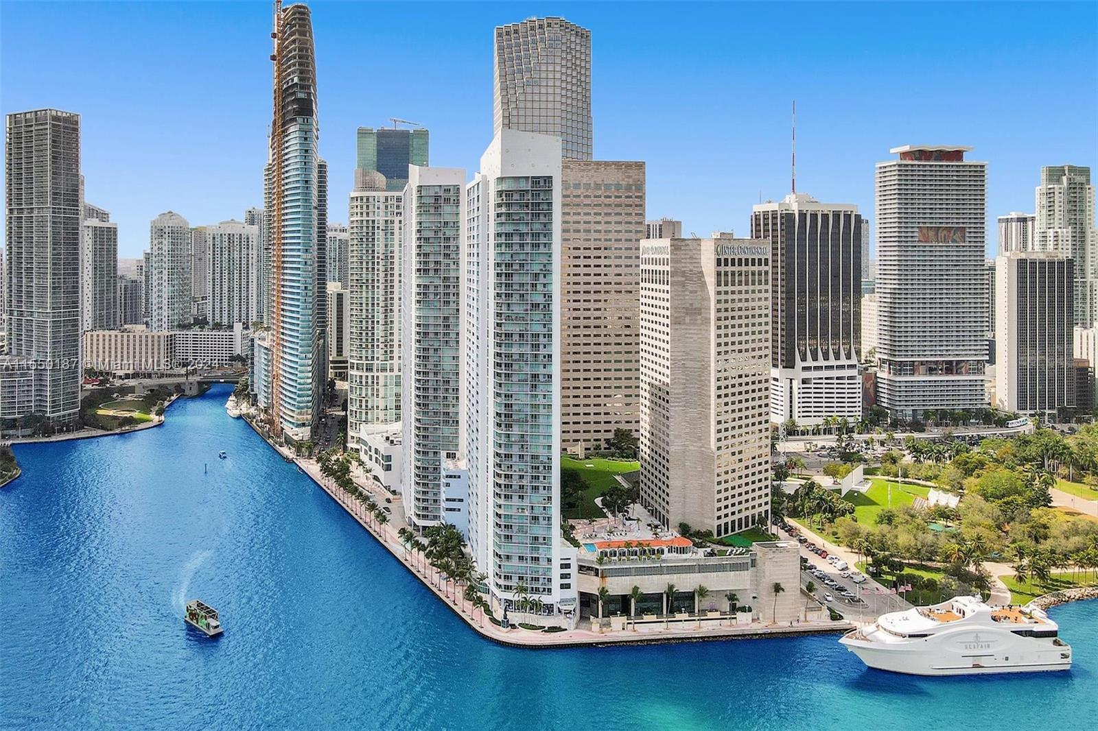 335 S Biscayne Blvd # 2501