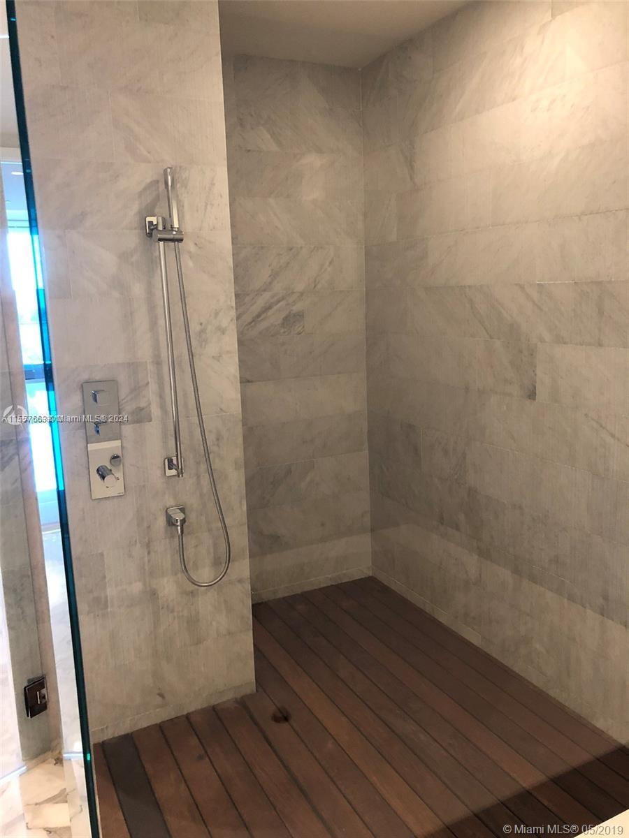 10203 Collins Ave # 605