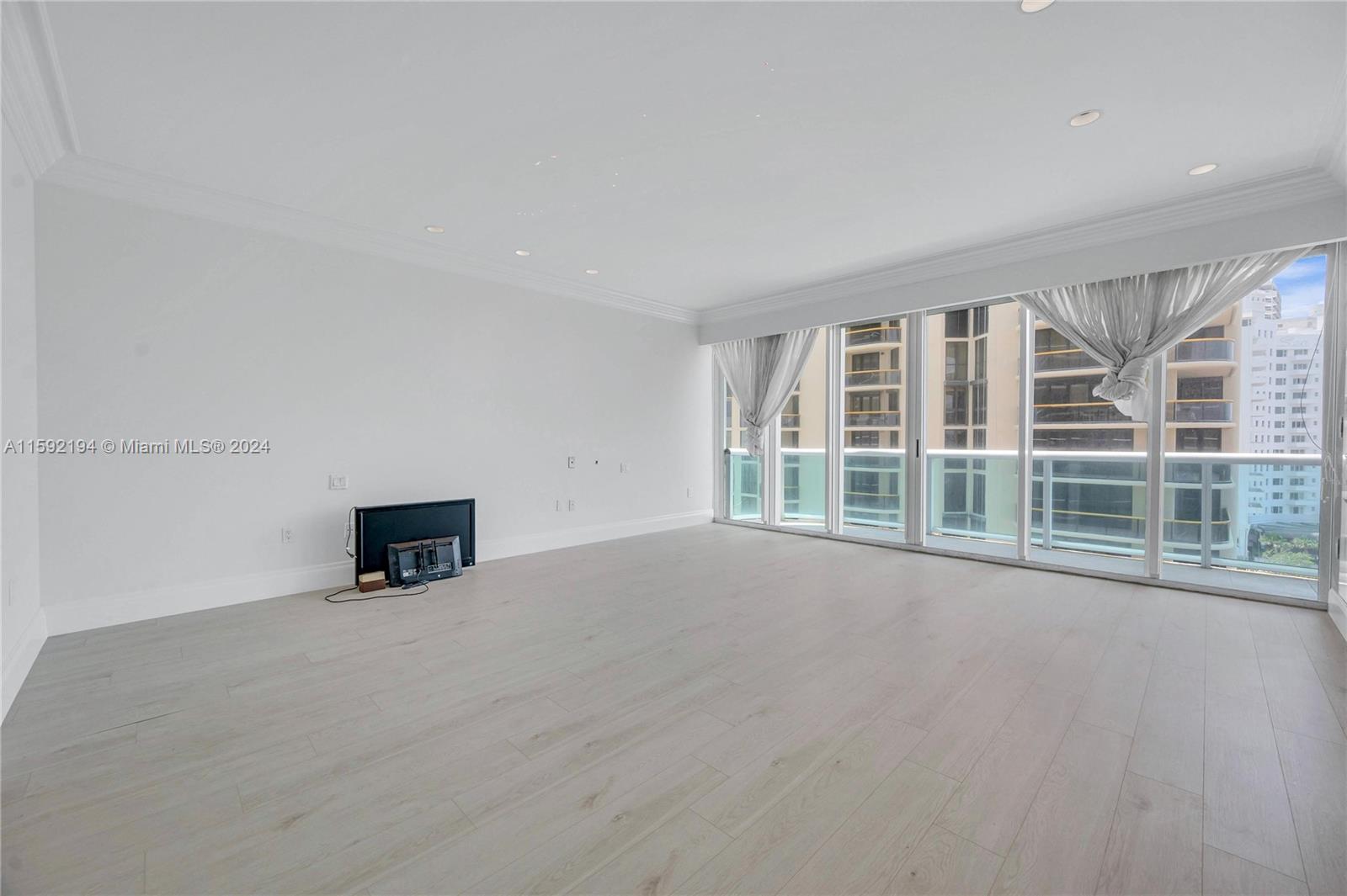 10101 Collins Ave # 8B