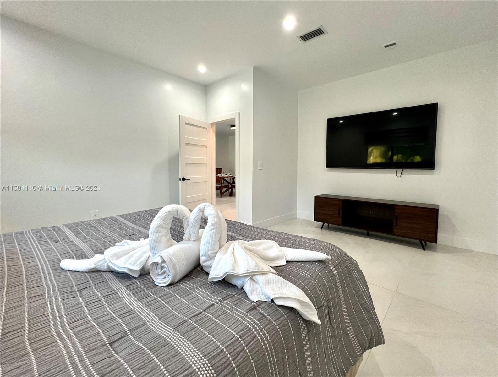 11760 SW 83rd Ct