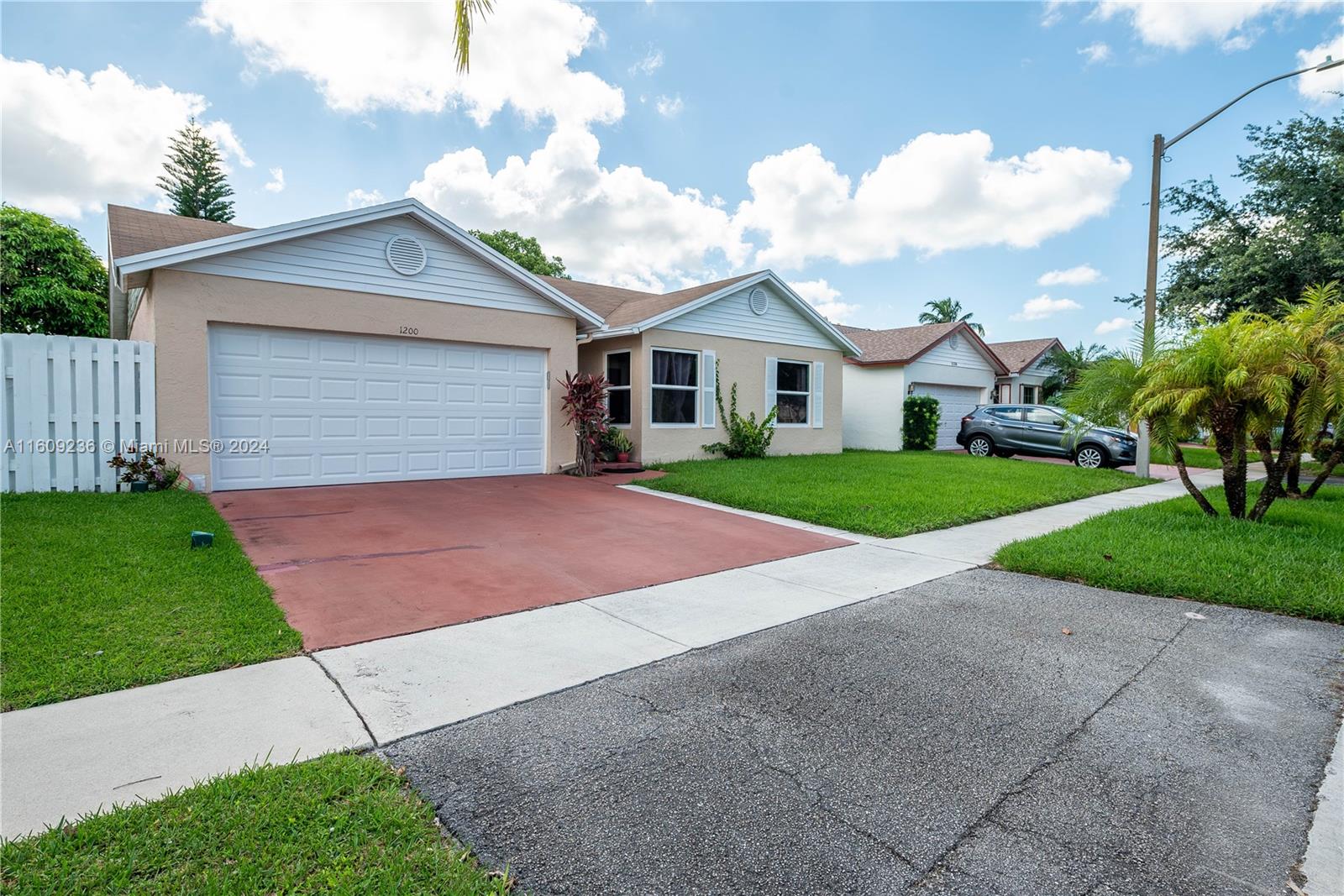 1200 SW 87th Way