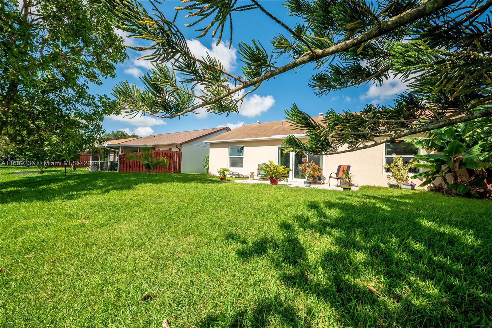 1200 SW 87th Way