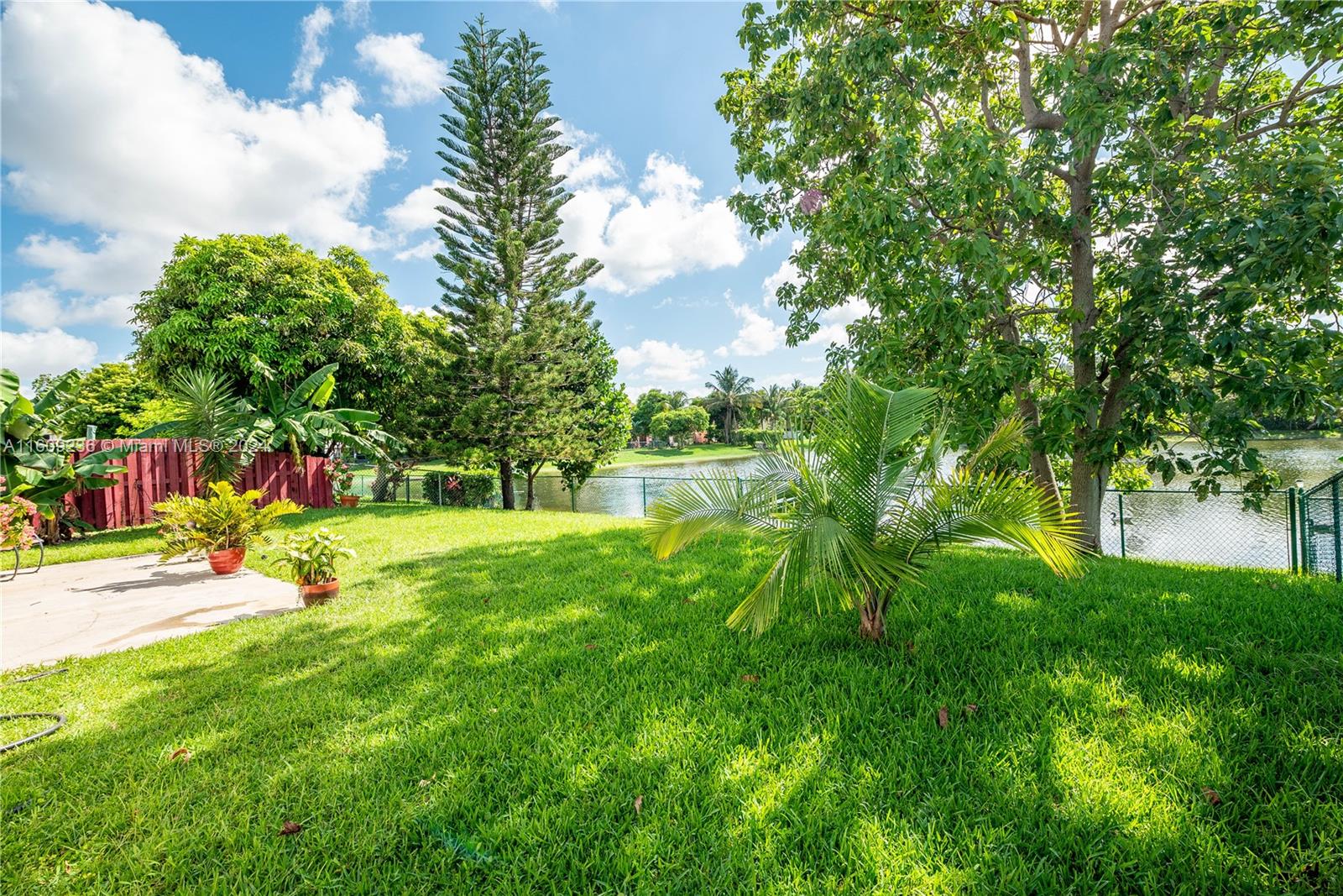 1200 SW 87th Way