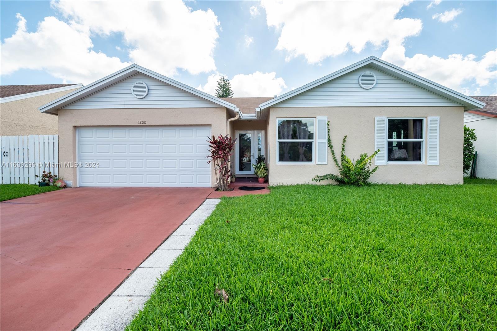 1200 SW 87th Way