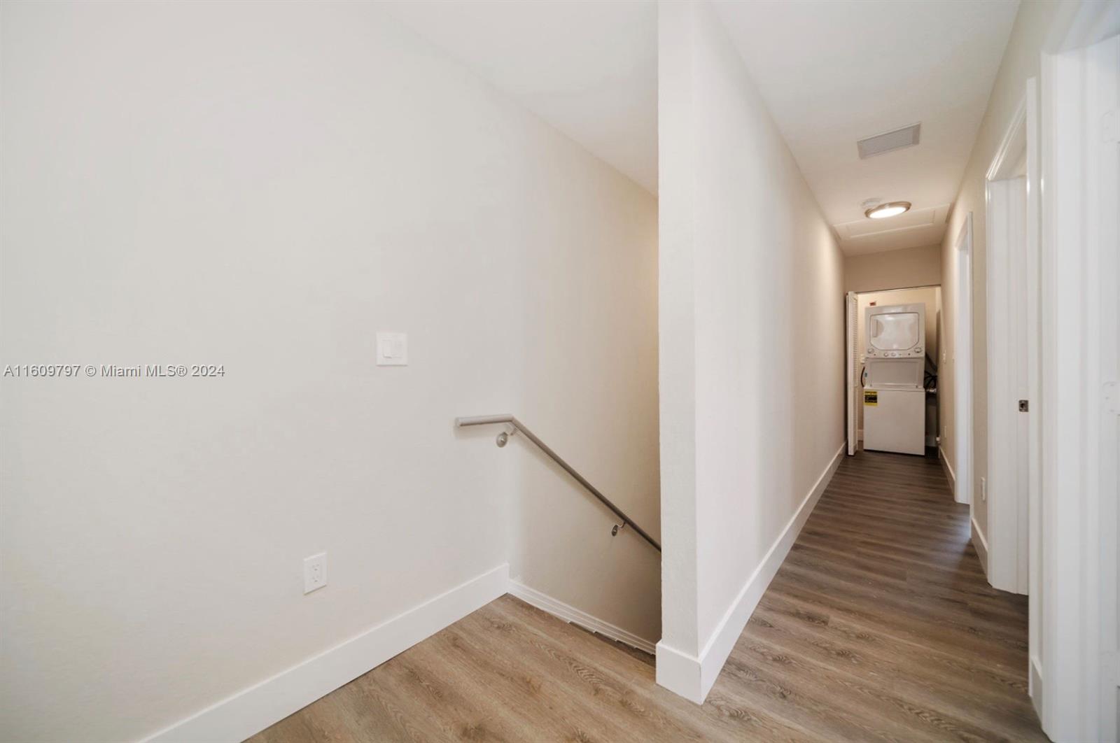 1391 NW 38th St
