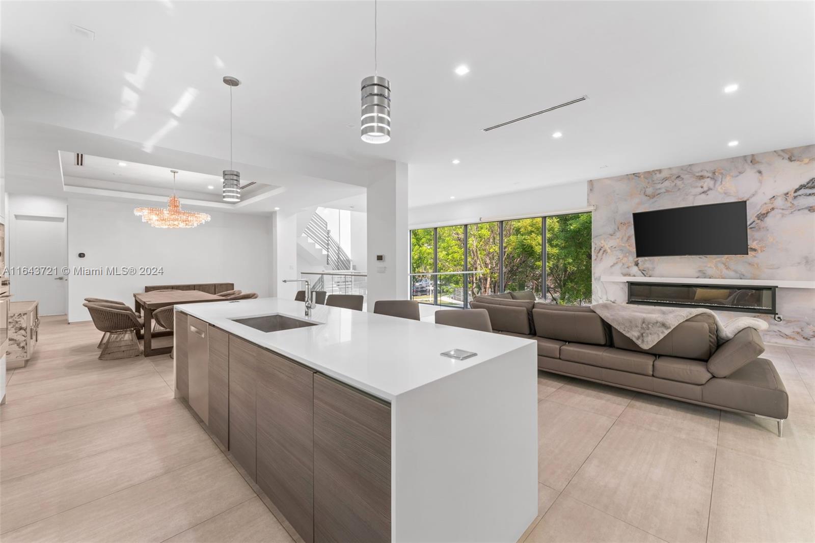 1510 SW 4th Ave