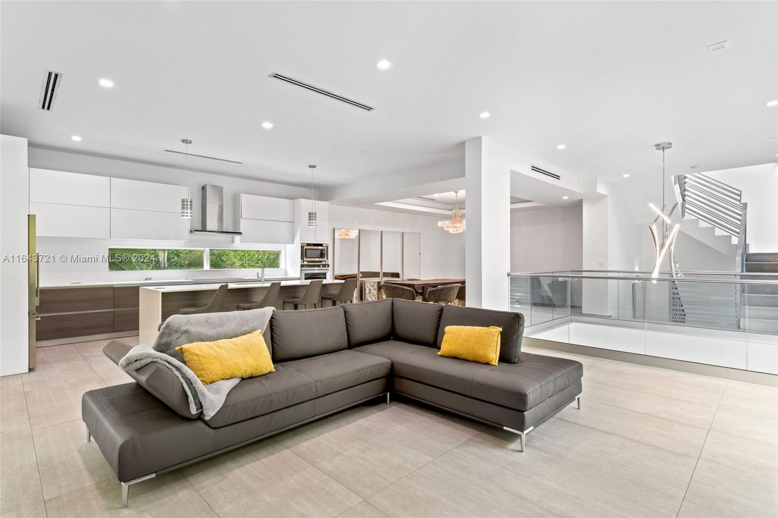 1510 SW 4th Ave