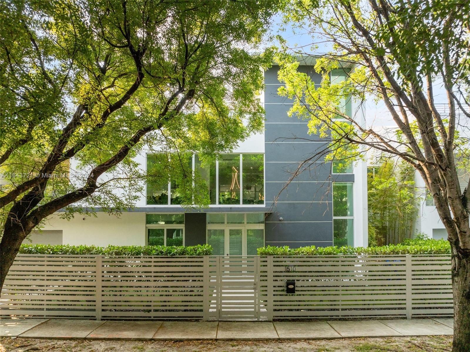 1510 SW 4th Ave