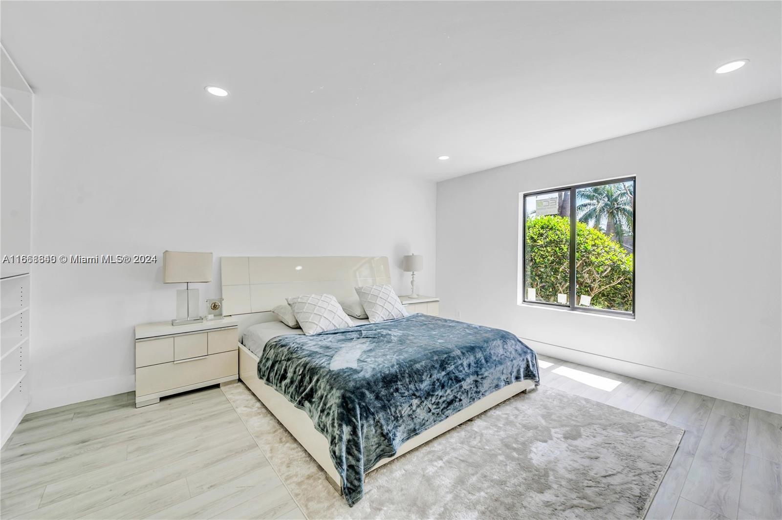 13407 SW 59th Ave # 13407