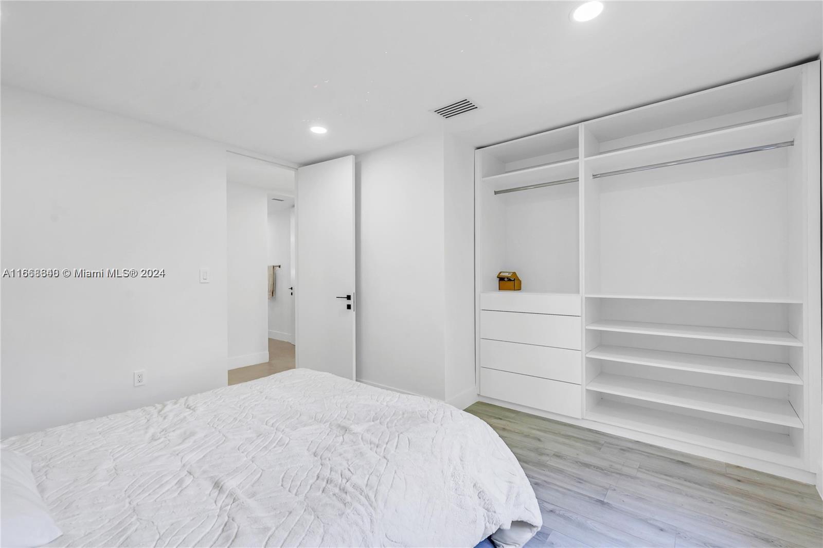 13407 SW 59th Ave # 13407